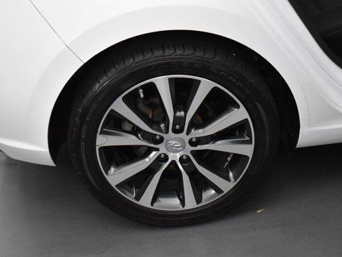 Used 2018 Hyundai Elantra GT image 48