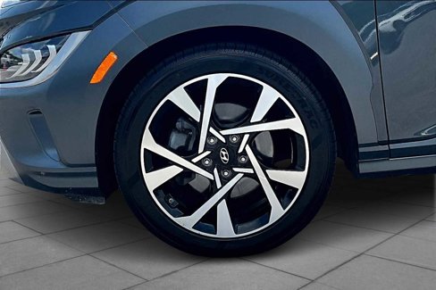 Certified 2022 Hyundai Kona Limited image 10