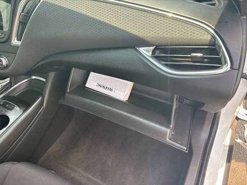Used 2018 Chevrolet Malibu LT image 41