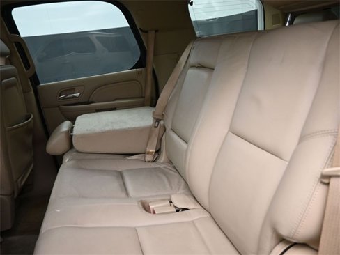 Used 2009 Cadillac Escalade Hybrid image 16