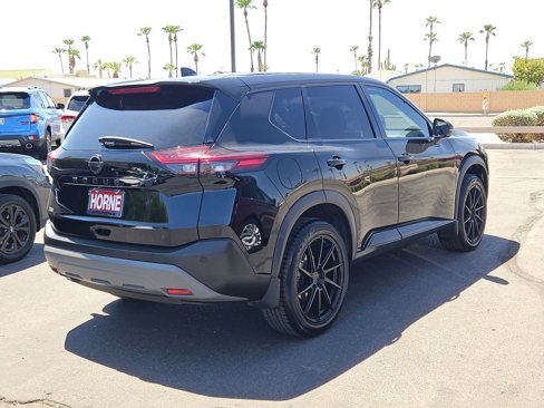 Used 2021 Nissan Rogue SV image 5
