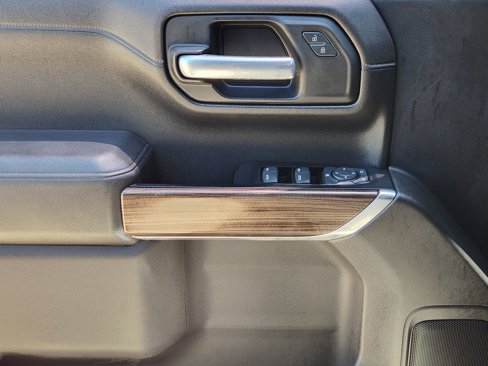 Used 2019 Chevrolet Silverado 1500 LT w/ Texas Edition image 27