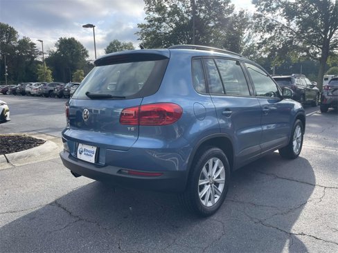Used 2017 Volkswagen Tiguan Limited image 3