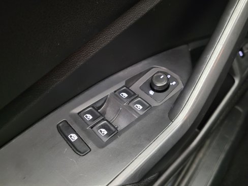 Used 2019 Volkswagen Jetta S image 27