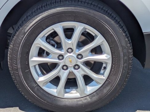 Used 2019 Chevrolet Equinox LT w/ Driver Convenience Package image 13