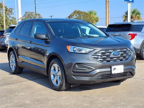Used 2020 Ford Edge SE image 30