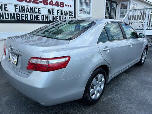 Used 2009 Toyota Camry LE image 7
