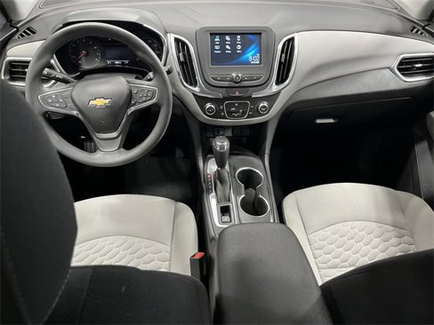 Used 2018 Chevrolet Equinox LS image 20