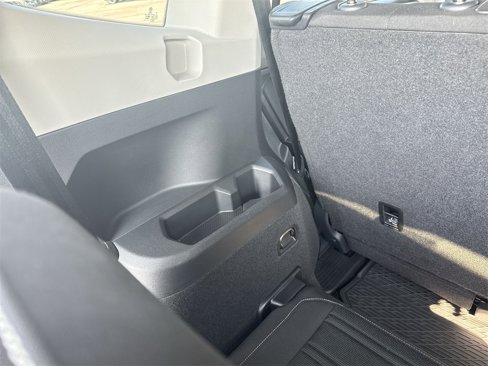 Used 2024 Volkswagen Tiguan S image 28