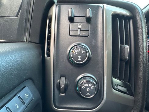 Used 2017 Chevrolet Silverado 1500 High Country image 37
