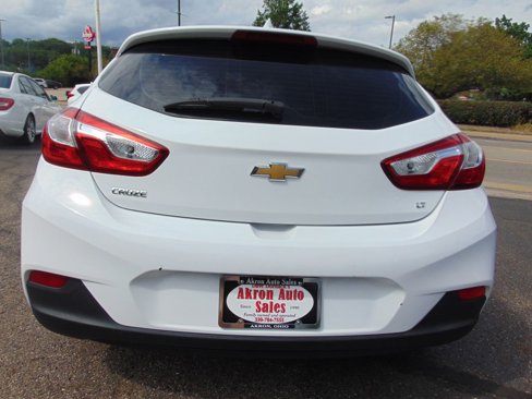 Used 2017 Chevrolet Cruze LT image 33