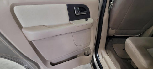 Used 2003 Ford Expedition XLT image 13