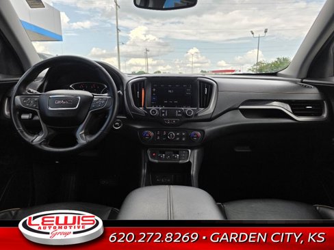 Used 2023 GMC Terrain AT4 image 9