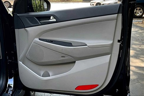 Used 2020 Hyundai Tucson Sport image 21