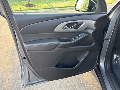 Used 2020 Chevrolet Traverse LS w/ LPO, Floor Liner Package image 15