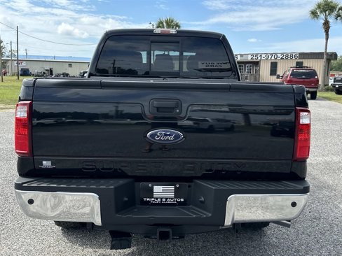 Used 2016 Ford F250 XLT w/ XLT Premium Package image 9