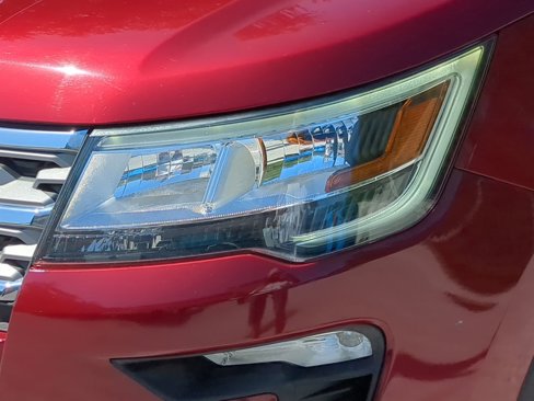 Certified 2019 Ford Explorer Limited w/ Class III Trailer Tow Package image 36