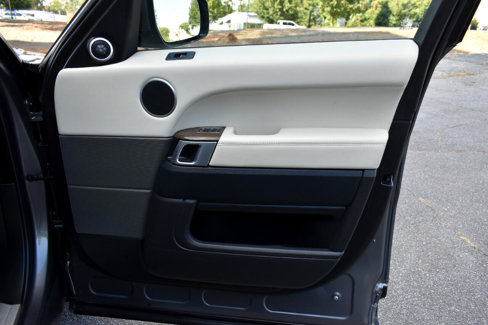 Used 2015 Land Rover Range Rover Sport HSE image 35