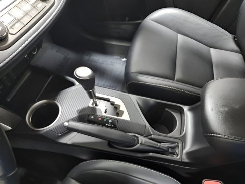 Used 2014 Toyota RAV4 Limited image 31