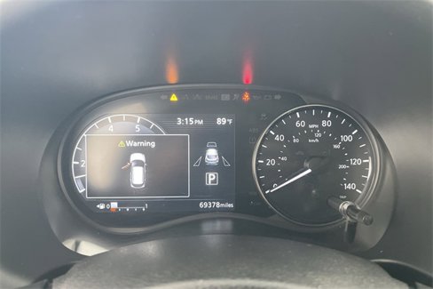 Used 2021 Nissan Kicks SV image 38
