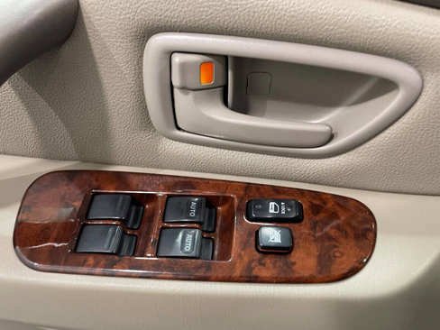 Used 2007 Toyota Sequoia Limited image 24