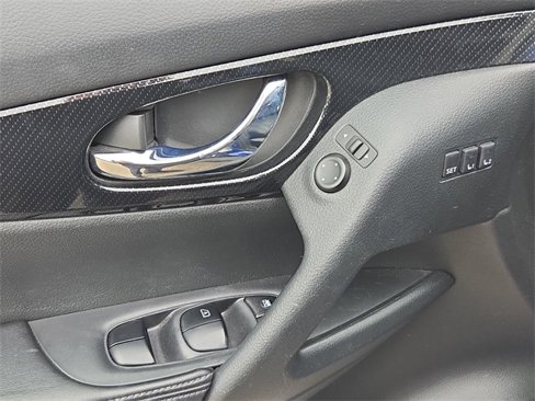 Certified 2020 Nissan Rogue SL image 12