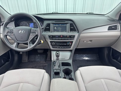 Used 2016 Hyundai Sonata SE image 10