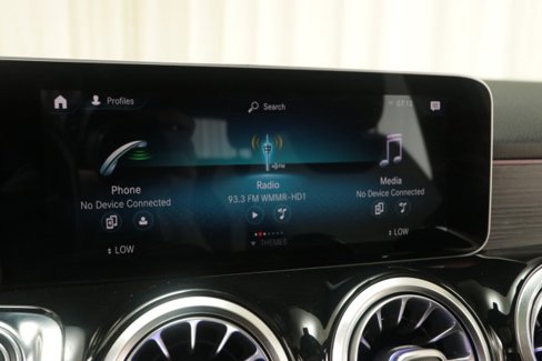 Used 2021 Mercedes-Benz GLB 35 AMG 4MATIC image 51