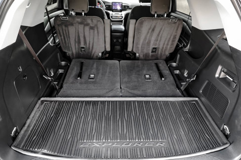 Used 2023 Ford Explorer XLT image 13