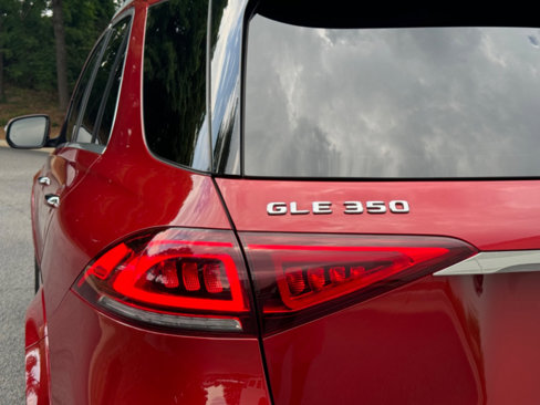 Used 2020 Mercedes-Benz GLE 350 4MATIC image 28