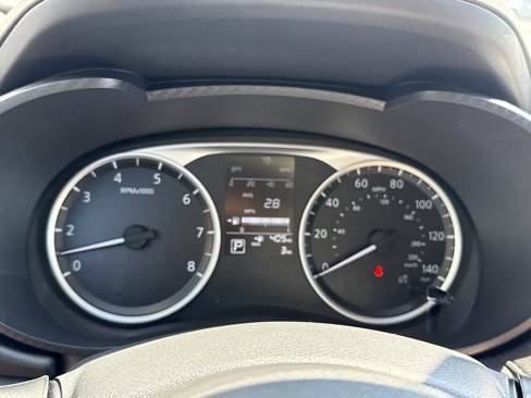 New 2025 Nissan Versa S image 11