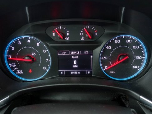 Used 2018 Chevrolet Equinox LS image 3