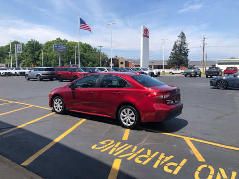 Certified 2024 Toyota Corolla LE image 3