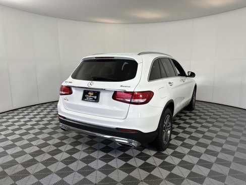 Used 2017 Mercedes-Benz GLC 300 4MATIC image 10