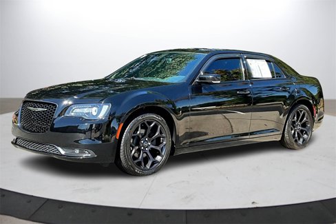 Certified 2019 Chrysler 300 S w/ 300S Premium Group image 4