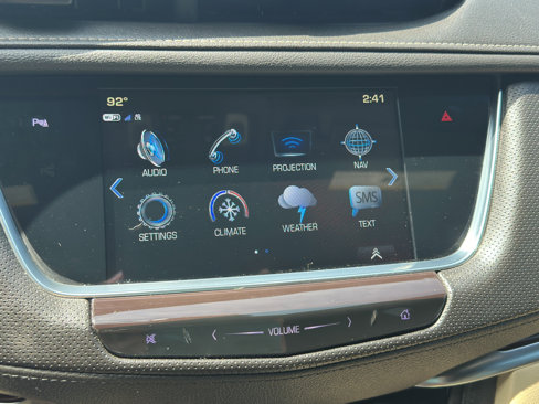 Used 2018 Cadillac XT5 Luxury w/ Driver Awareness Package image 22