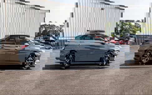 Used 2023 Hyundai Elantra Limited image 4