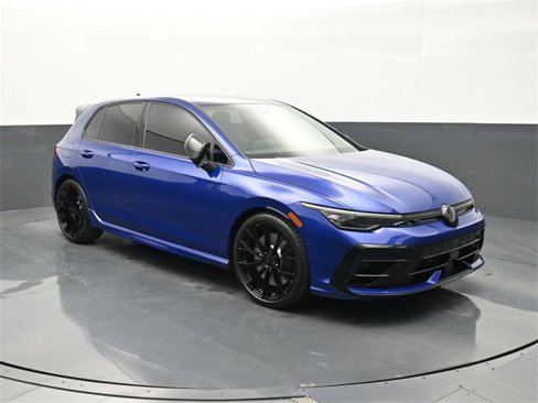 Used 2025 Volkswagen Golf R Black Edition image 23