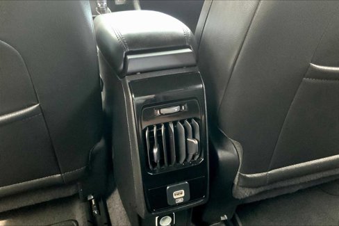 Certified 2024 Jeep Compass Limited image 35