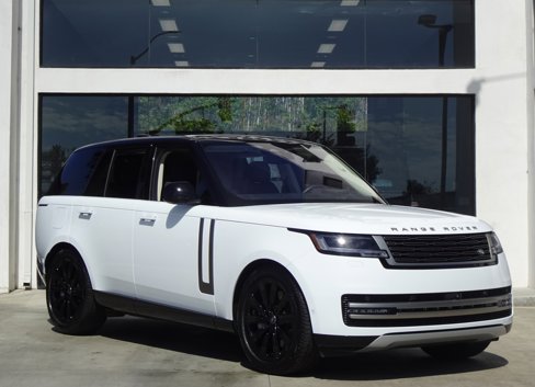 Used 2023 Land Rover Range Rover SE image 9