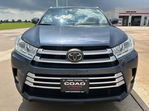 Used 2018 Toyota Highlander XLE image 6