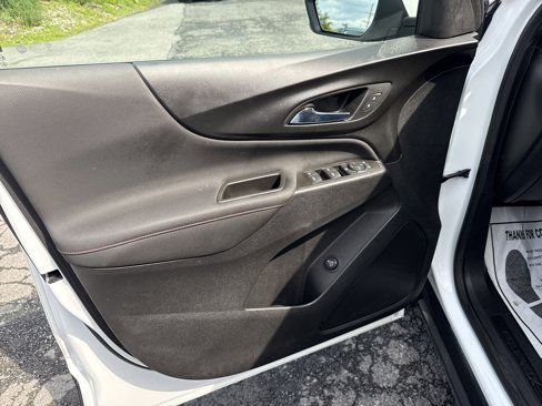 Used 2022 Chevrolet Equinox RS image 15