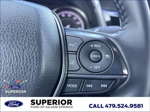 Used 2022 Toyota Camry SE image 23