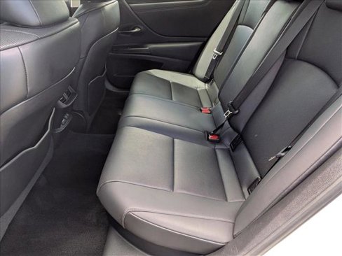 Used 2021 Lexus ES 300h w/ Premium Package image 18