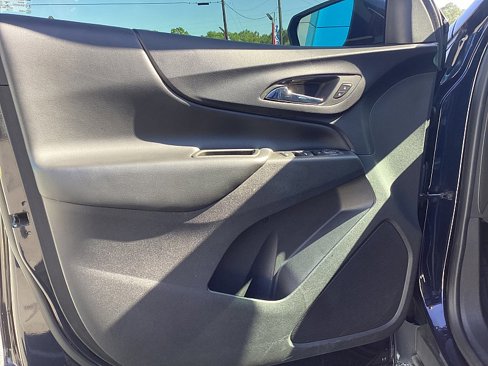 Used 2020 Chevrolet Equinox LT image 14