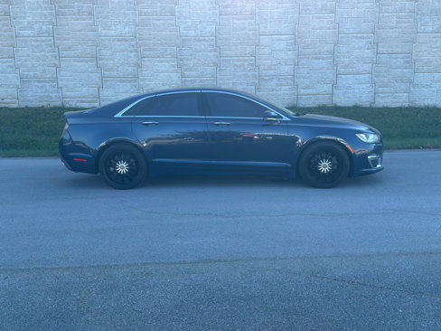 Used 2017 Lincoln MKZ Reserve w/ Climate Package image 2