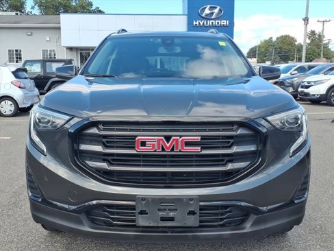Used 2020 GMC Terrain SLE w/ Driver Convenience Package image 8