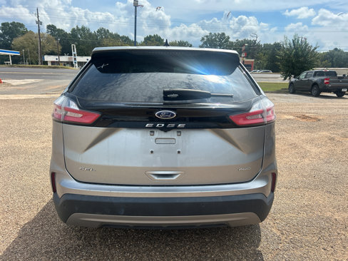 Used 2024 Ford Edge SEL image 4