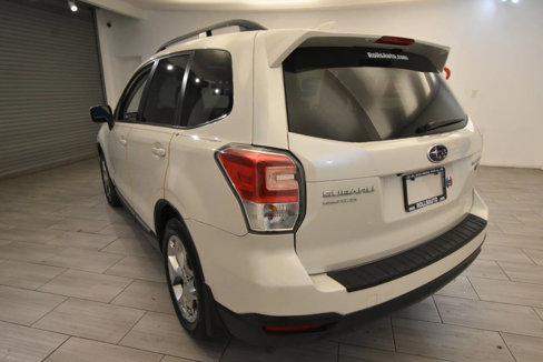 Used 2017 Subaru Forester 2.5i Touring image 3