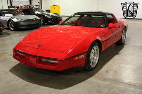 Used 1990 Chevrolet Corvette Coupe image 5